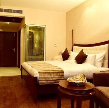 Season Hotel Nainital Kültér fotó
